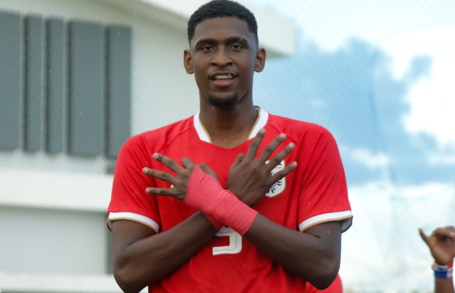 Auda sastāvu pastiprina ar 18 gadus vecu Dienvidamerikāni